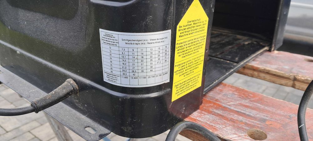 Настільний фрезерний станок WALTER Tisch-Fräsmaschine MR40