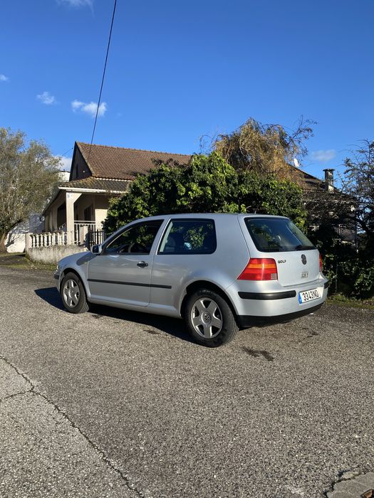 Golf IV 1.4 gasolina