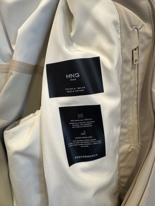 Пальто Mango нове