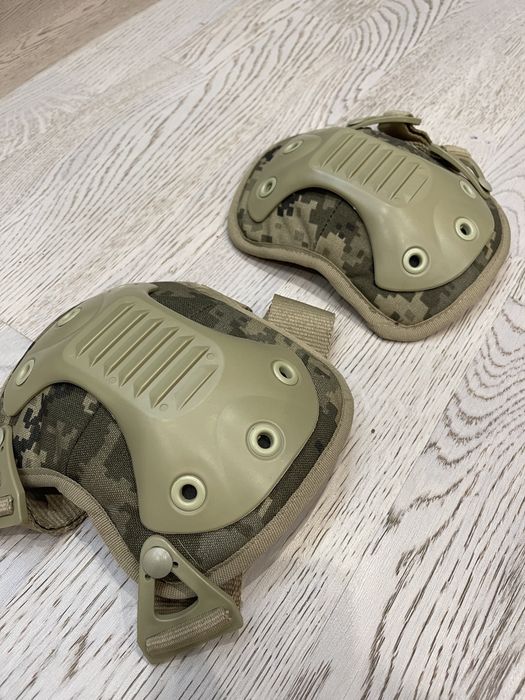 Продам нові наколінники піксель