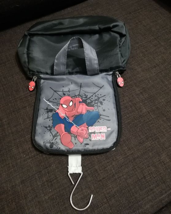 Organizer spider Man