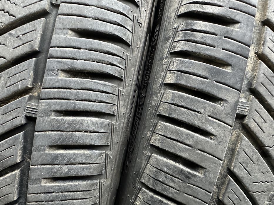 Opony wielosezonowe Tracmax 245/45/18