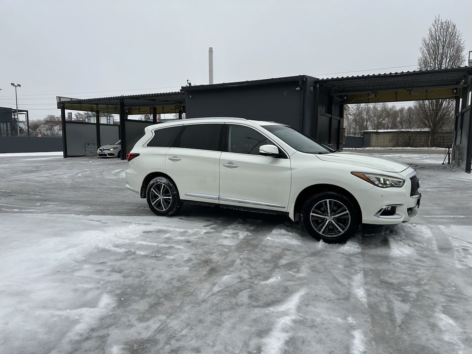 Продам свою infinity QX60
