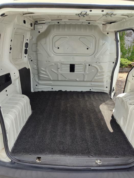 Vendo Fiat fiorino ou troco por carrinha maior