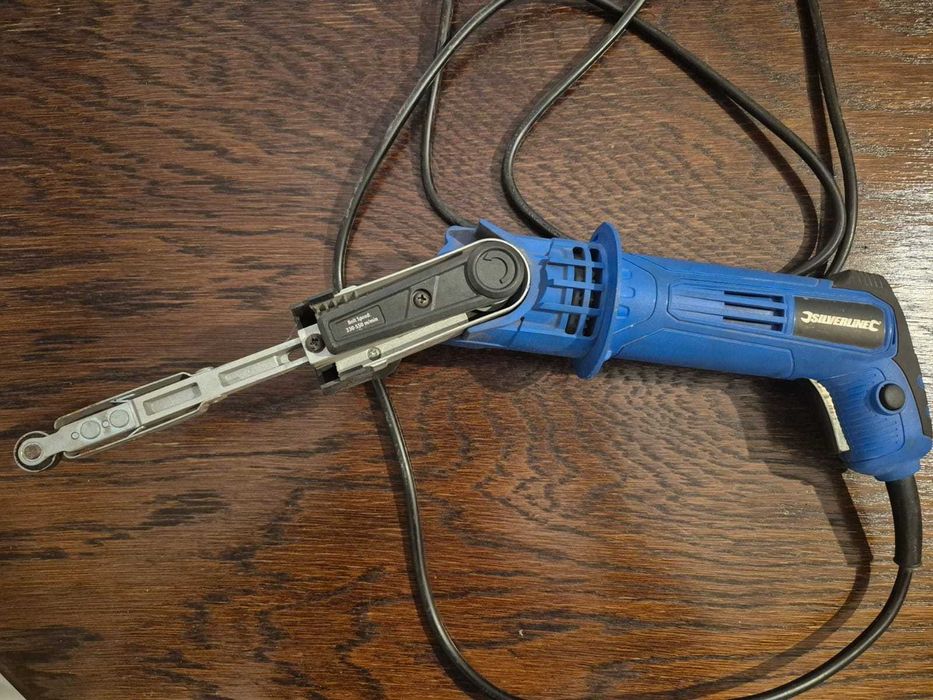Szlifierka taśmowa Silverline 260W Power Belt File 13 mm – sprawna