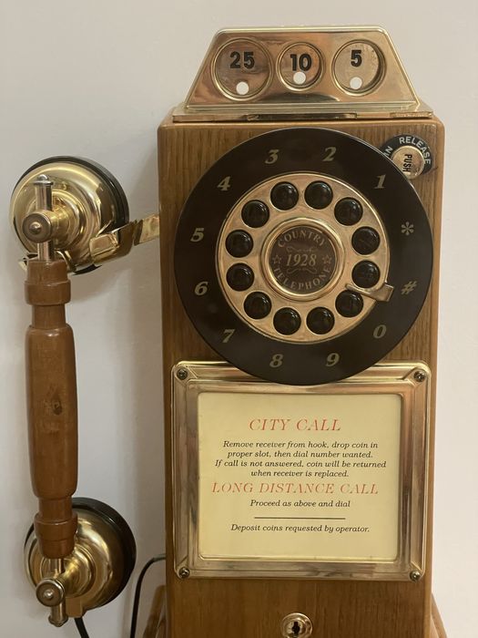 Telefone vintage madeira replica modelo payphone 1928