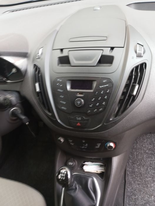 Ford Courier como nova