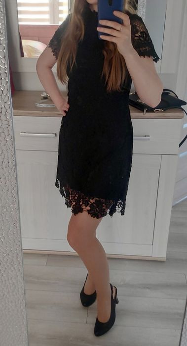 Sukienka wieczorowa koronkowa czarna AX rozmiar,36