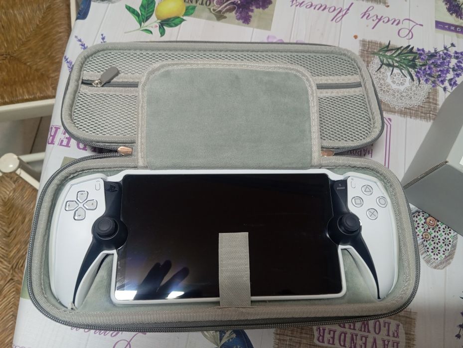 Vendo ps 5 portátil