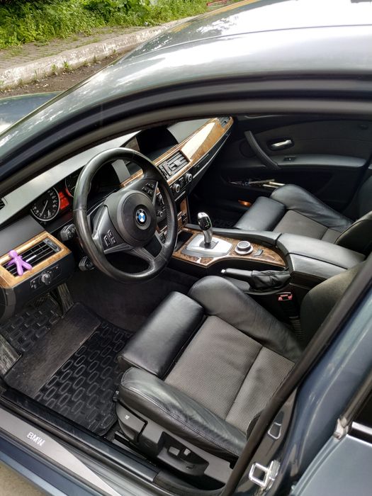 Продам автомобіль Бмв е 60