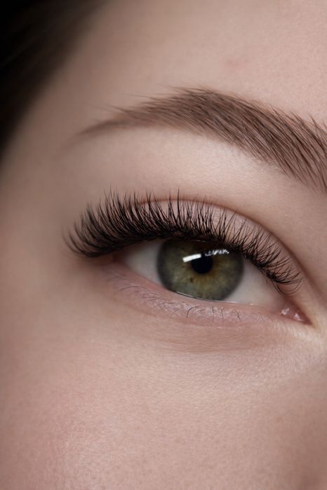 Нарощення вій Кривий Ріг (Ювілейна) мінімальні ціни