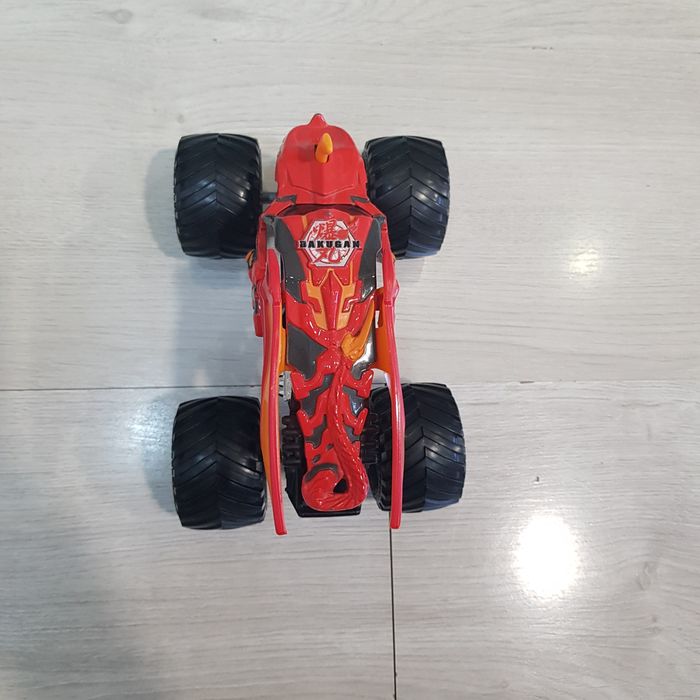 Новый джип Monster Jam Trucks bakugan dragonoid