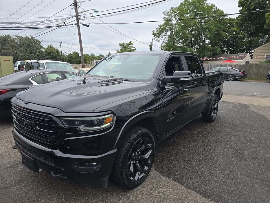RAM 1500 Najwyższa wersja wyposażenia LIMITED / 4x4 / niski przebieg