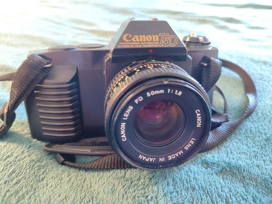Máquina fotográfica Canon T50