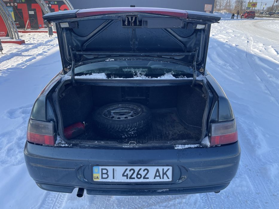 ВАЗ 21101 1.6 8кл. газ/бензин 2007р один власник