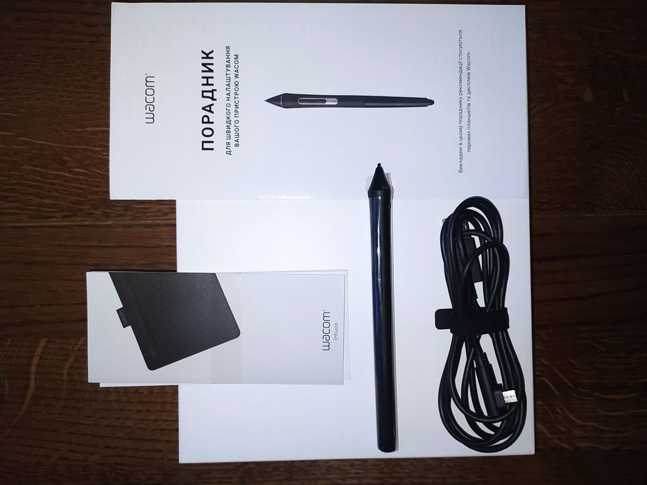 Графічний планшет Wacom Intuos S