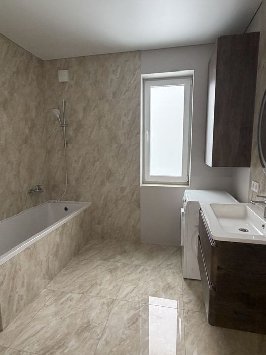 Здам будинок в с. Рованці біля ТЦ Баобаб