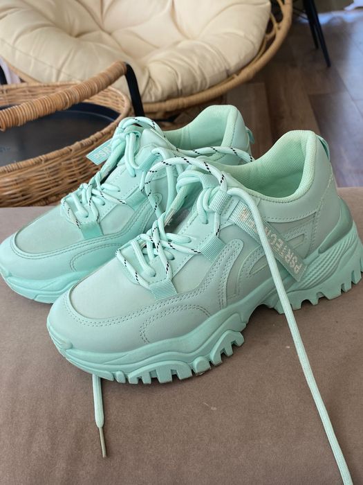 Sneakersy miętowe 36