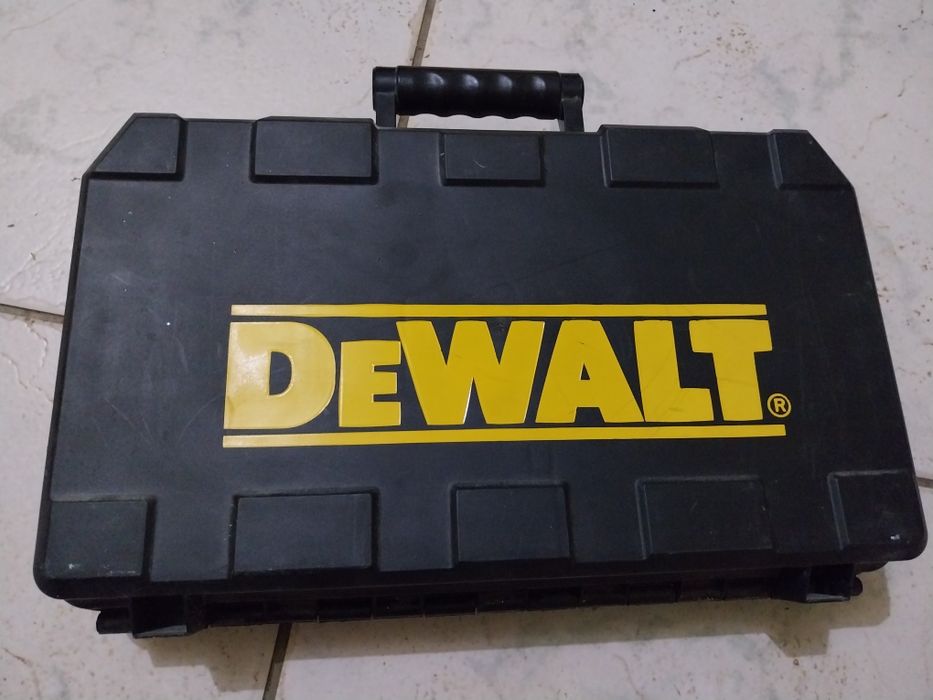 Aparafusadora c/controlo de torne dewalt