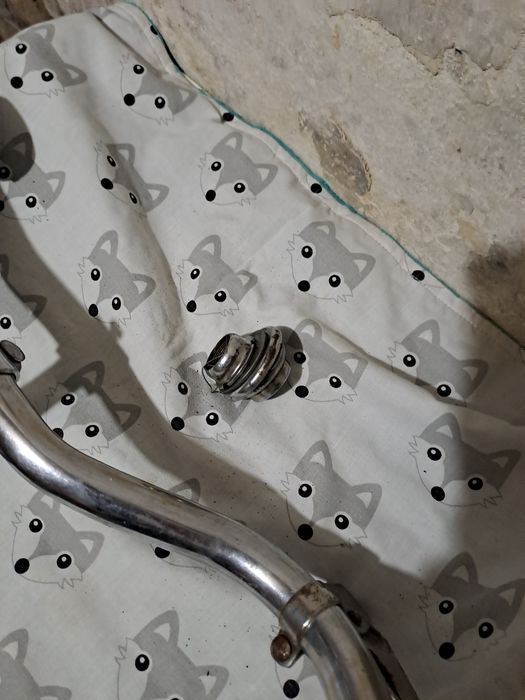 Kierownica z manetką hamulca + siodełko PRl + dwa kółka boczne