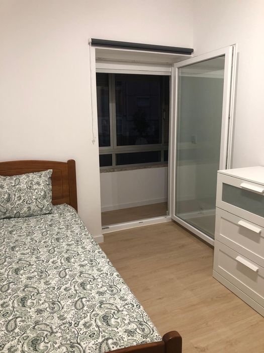 Quarto para alugar- Moscavide