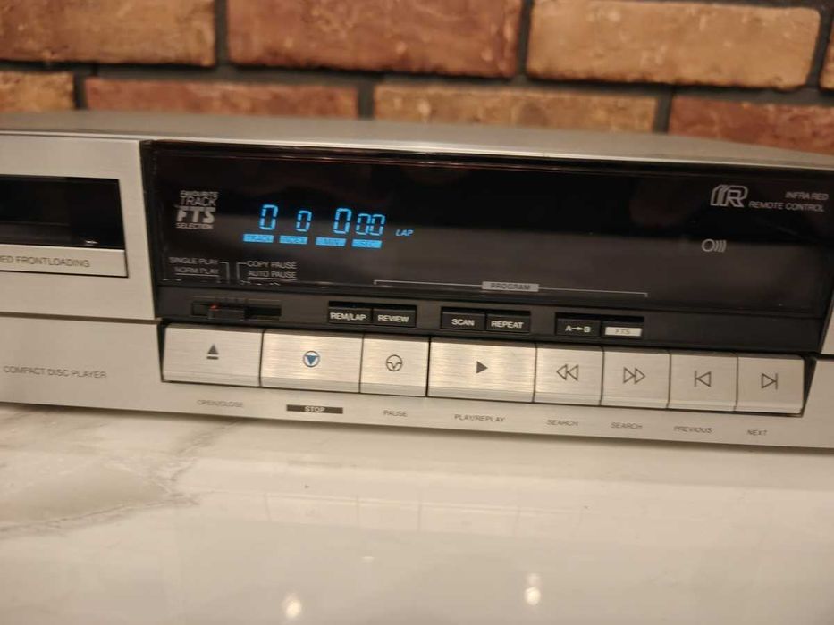 PHILIPS CD-650 Legendarny odtwarzacz Cd ! uszkodzony