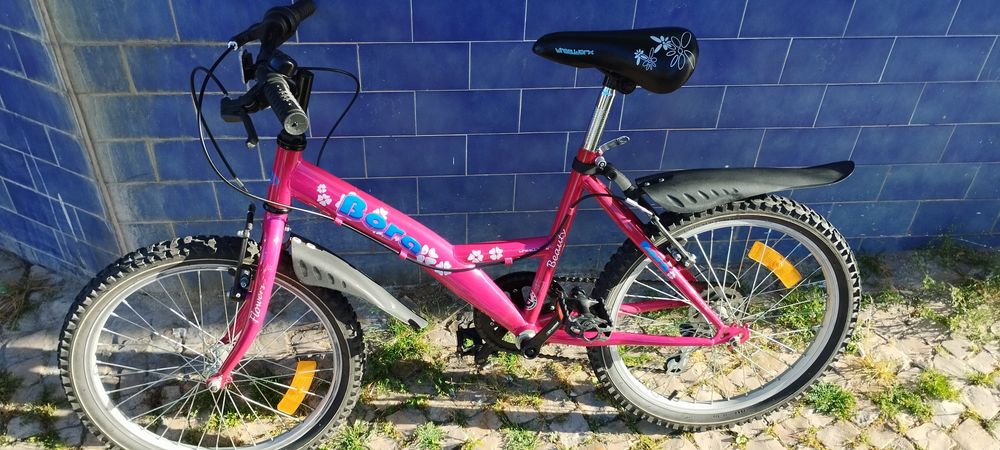Bicicleta menina adolescente