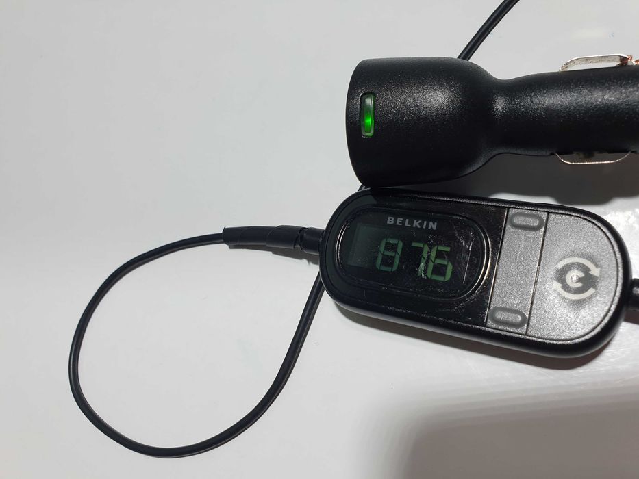 FM трансмітер Belkin  F8Z439EA  Jack 3.5мм тюнер автомобільний прикурювач