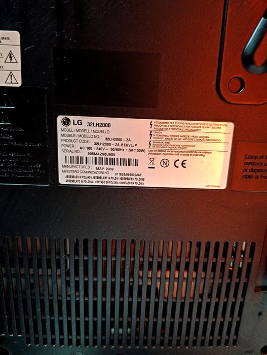 Televisão LG 32 polegadas - Ideal para Box ou Consola"