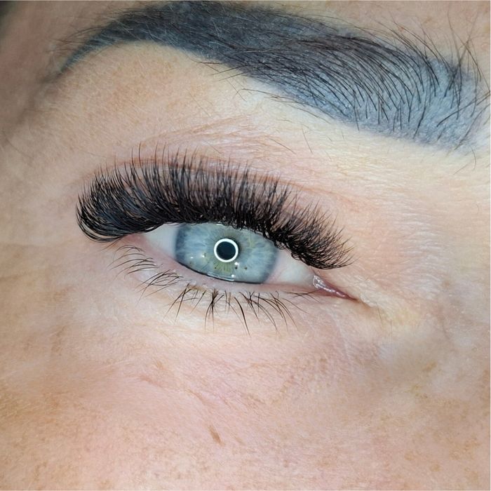 Stylizacja rzęs - Przedłużanie rzęs - Sosnowiec rzęsy