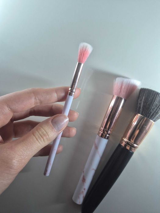 Пензлики для макіяжу