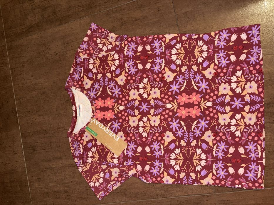 R 158 koszulka bordo Coccodrillo kwiaty nowa