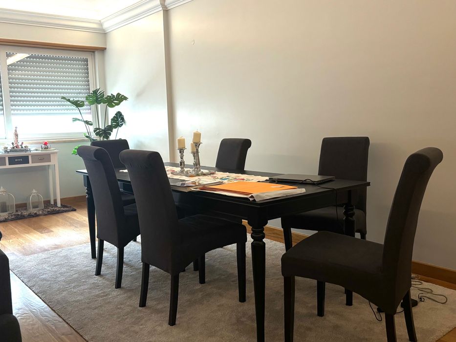 VENDO URGENTE- ROSENTORP - Mesa extensível, preto, 155/215x87 cm