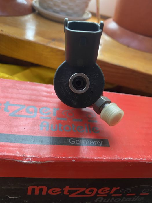 0445110126 (BOSCH) Форсунка дизель Bosch 2.0CRDI 16V