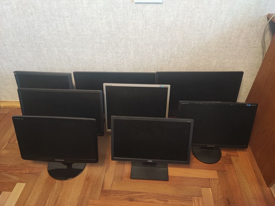 Продам монітори  на запчастини