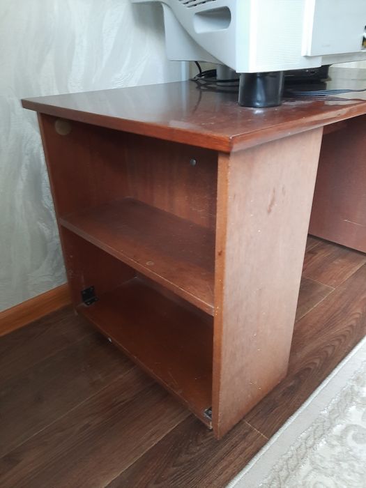 Продам журнальний столик