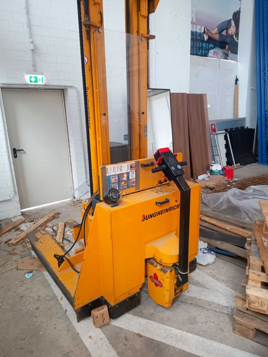 Wózek widłowy elektryczny widlak