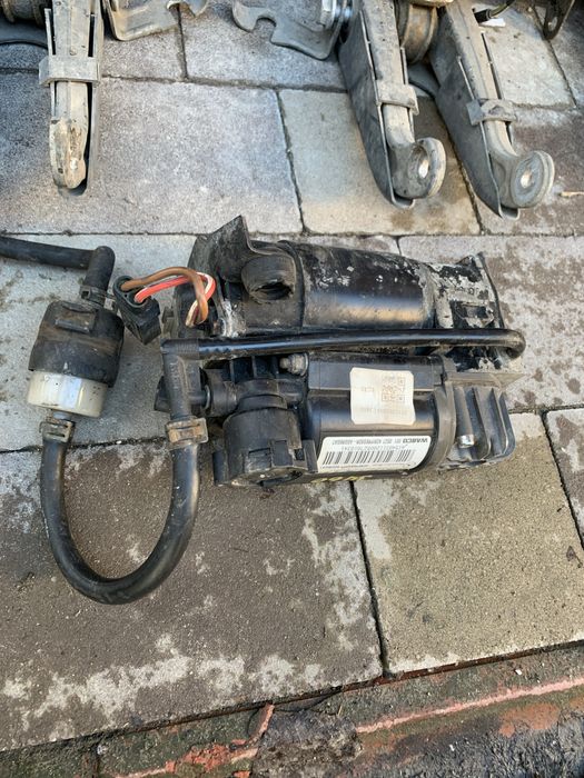 Пневмобалони для Mercedes Benz E211 Original