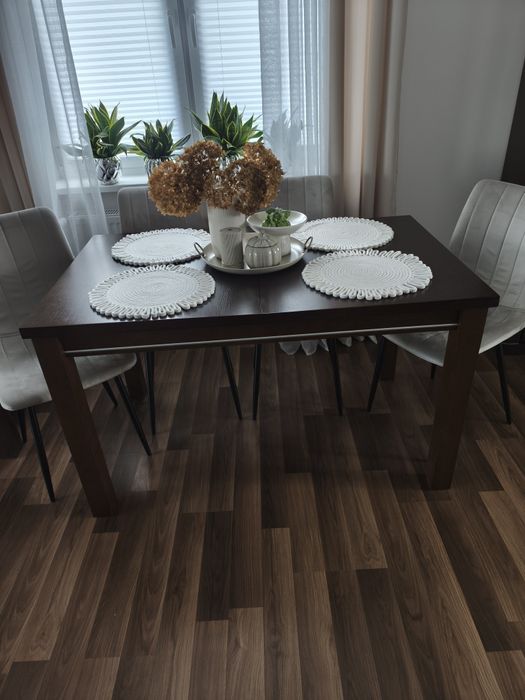 Stół rozkładany do jadalni ciemny brąz