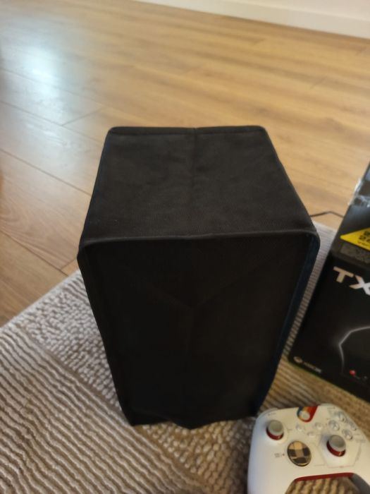 Xbox Series X 1TB + 2 pady + Starfield Edition + Thrustmaster TX