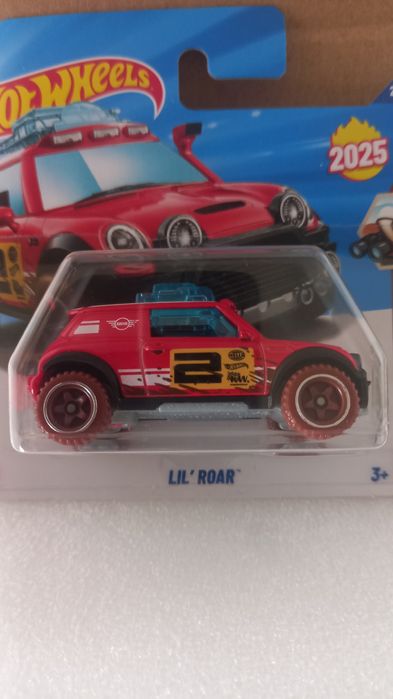Lil' roar hot wheels