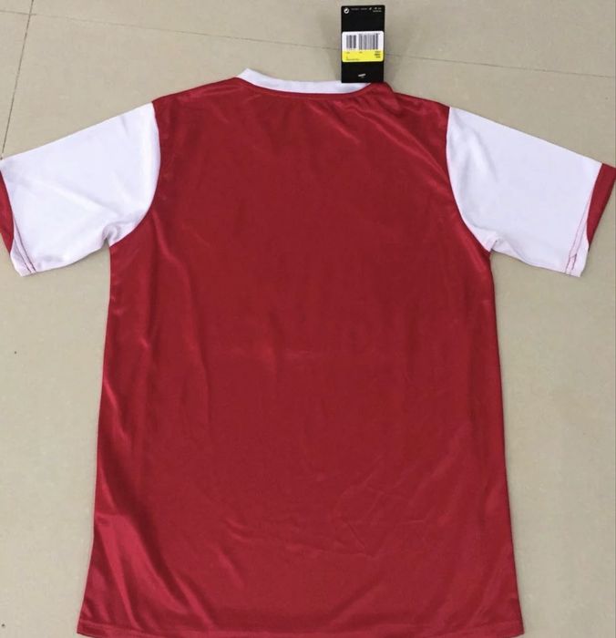 T-shirt Arsenal         .