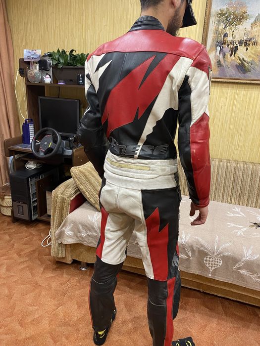 Комбинезон Dainese размер 50, б/у.