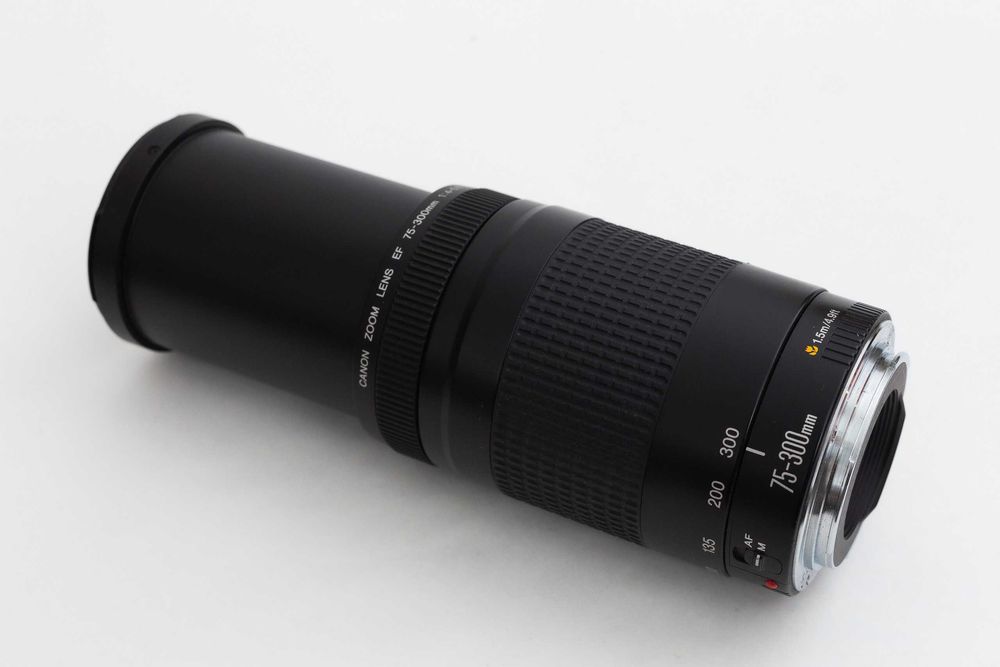 Canon EF 75-300mm f/4.0-5.6 II
