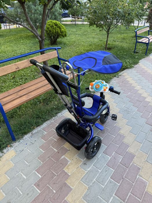 Дитячий велосипед трьохколісний
