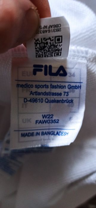Nowa bluza Fila z metką
Rozmiar: XS
Kolor: biały