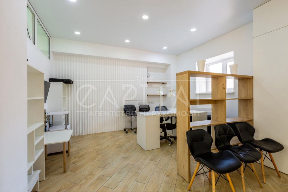 Продаж салону краси Ірпінь центр 58 м2 генератор