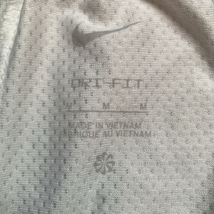 Шорти Nike DNA Dri-FIT (FN2652-100), Оригінал