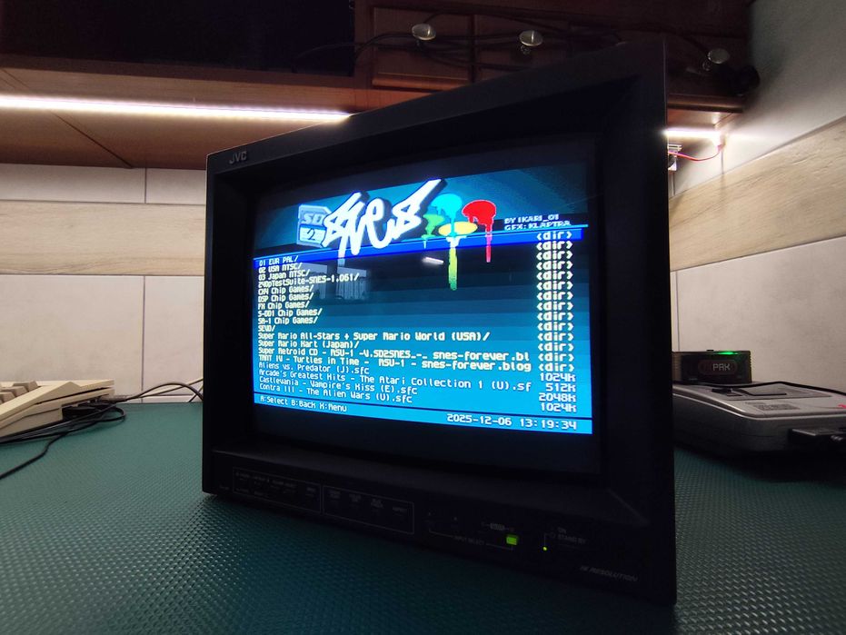Monitor profesjonalny JVC TM-H150CG nie sony pvm