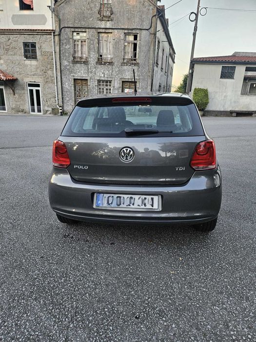 Volkswagen Polo 1.6 TDI - 2010 - 124 000km Reais carro muito Económico, Fiável e Confortável